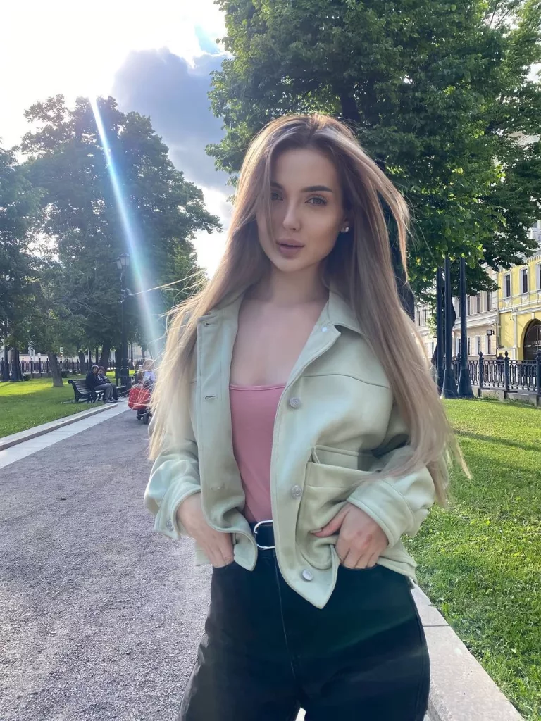 Эскортница Алла в Москве